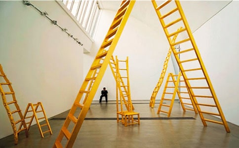 大班體育游戲好玩的梯子教案