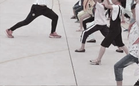 快樂體育在中學(xué)體育教學(xué)中的應(yīng)用論文