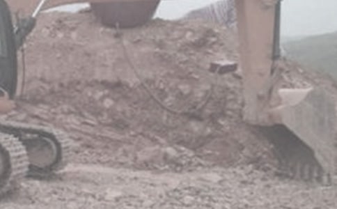 挖掘機(jī)按月租賃合同范本