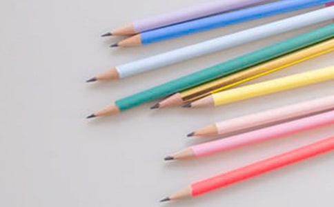 漂亮的文具盒作文