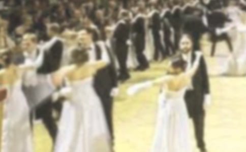 ���С�W(xu��)������400��