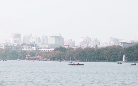 ��������ӛ700��