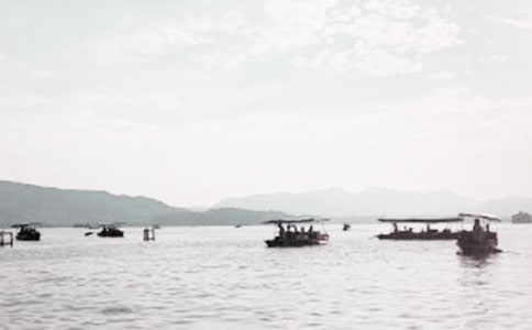 ���������~�������꼉