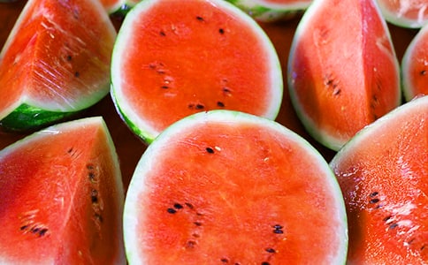 讀銀頂針的夏天有感