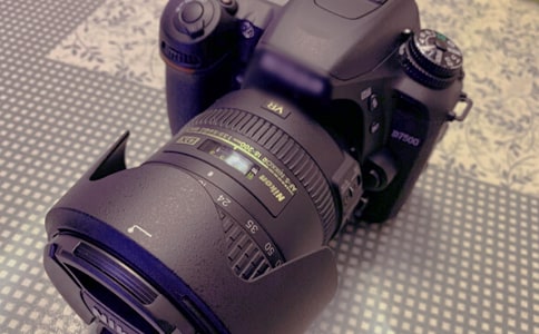 ���ڶ��񌦵Ľ����zӰ�y�����C����(bi��o)��