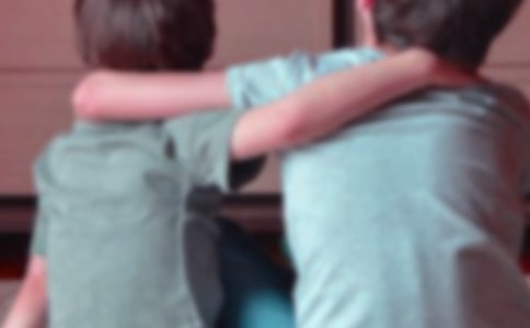 �ֵ܎ׂ��ˣ����M(j��n)һ���T���ǂ��M(j��n)�e��������Ц���ˡ�(��һ��)