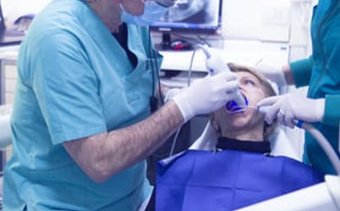 看牙醫(yī)400字四年級(jí)小學(xué)作文(通用20篇)