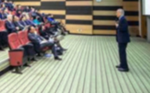 演講稿范文:端正學(xué)習(xí)態(tài)度