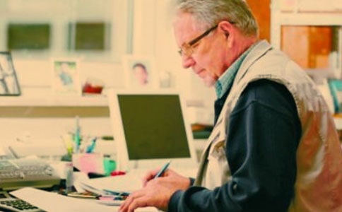 【精選】爺爺笑了作文300字3篇