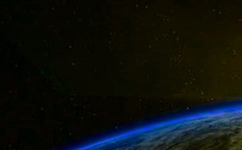 ���𡶹����е����桷�x��о��x����