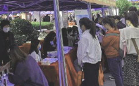 ��Ƹ���ĵ��w��