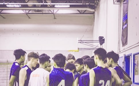 高中學(xué)生綜合素質(zhì)評語模板句子大全50句精選