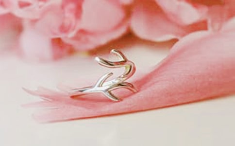 ���첻�����ʲô�錚��ֻ������ô����