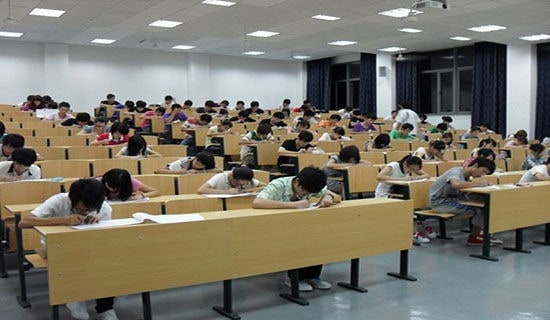 2001����h�и߼��еȌW(xu��)У������ԇ